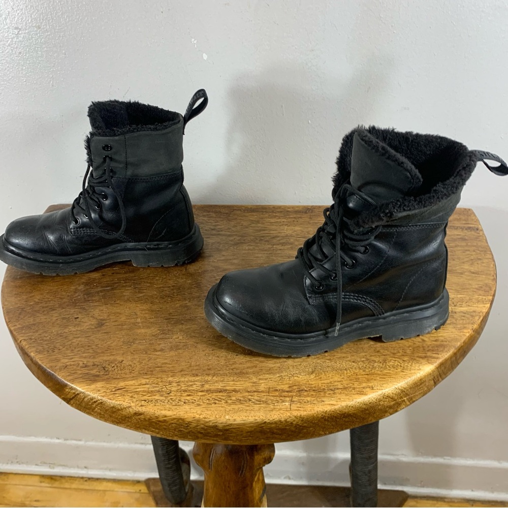 Dr Martens Winter waterproof leather boots - Picture 4 of 10